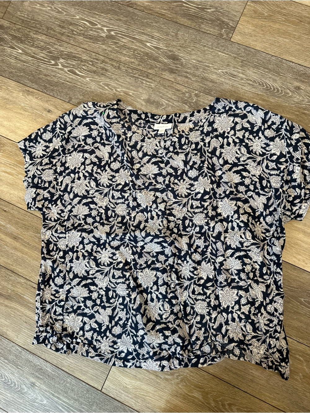 J. Jill Navy and White Floral Short Sleeve Blouse